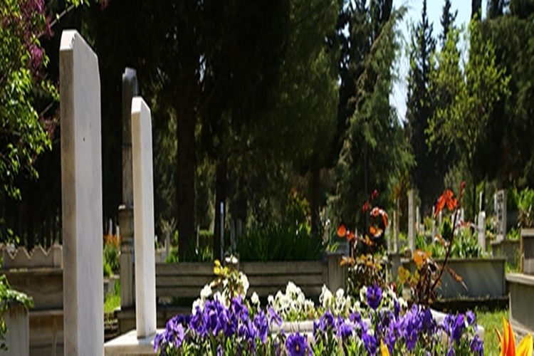 Ölen Birine Yasin Okurken Nasıl Niyet Edilir?