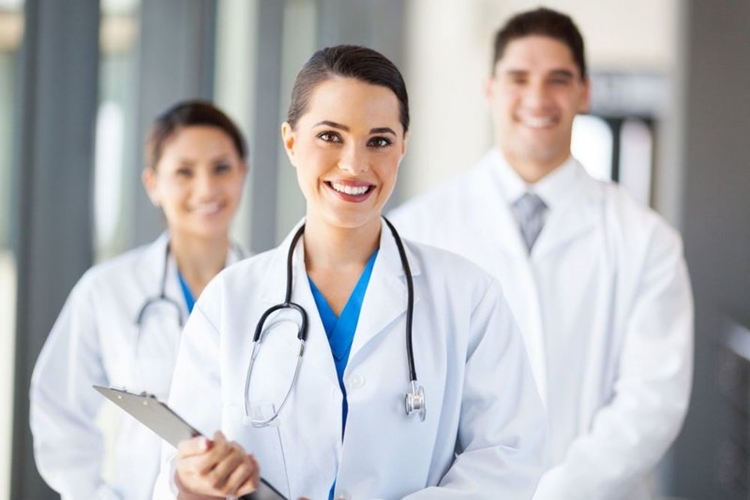 Omuz Boyun Ağrısı İçin Hangi Doktora Gidilir?