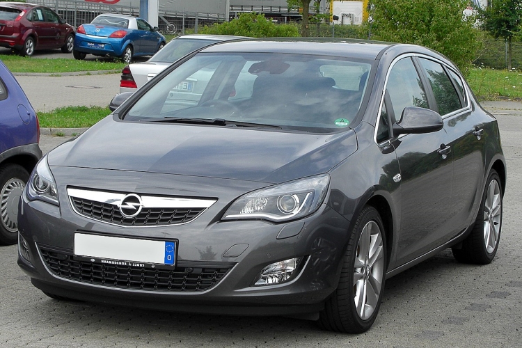 Opel Astra Eksantrik Dişlisi Arızası Nasıl Anlaşılır?