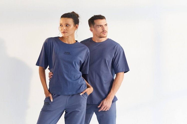 Oversize Tişört Kimlere Yakışır?