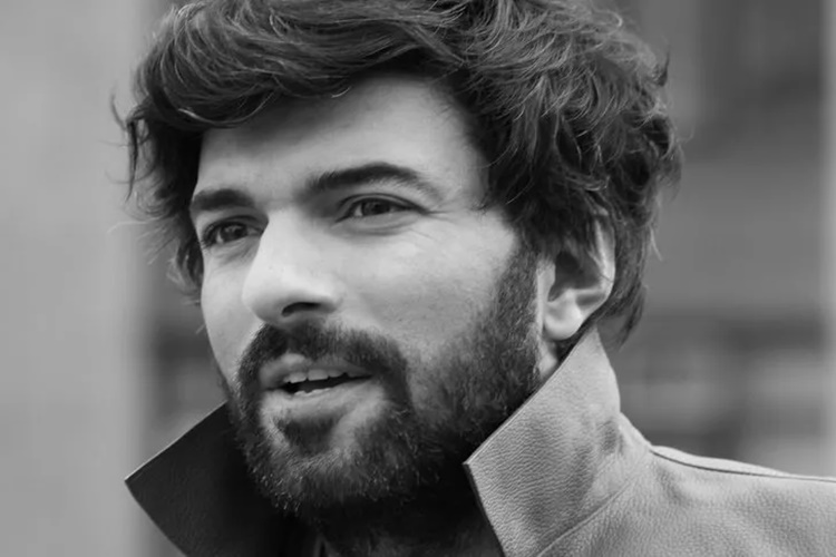 Oyuncu Engin Akyürek Hakkında Merak Edilenler