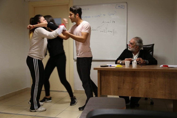 Oyunculuk Eğitimi İçin Gerekenler Nelerdir?