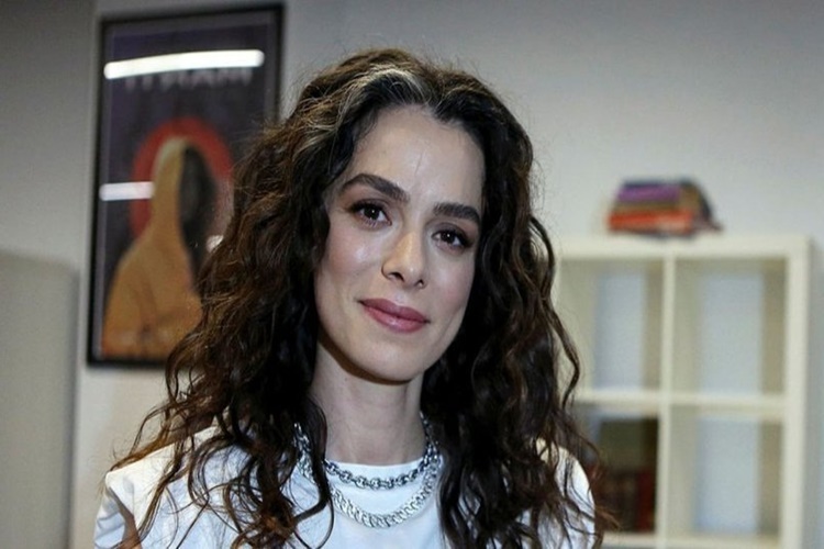 Özge Özpirinçci Çocuğunun Cinsiyeti Ne?