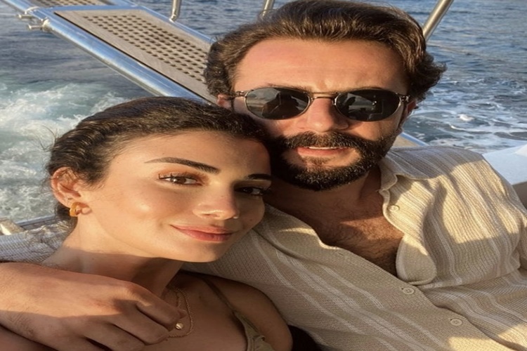 Özge Yağız Evli Mi?