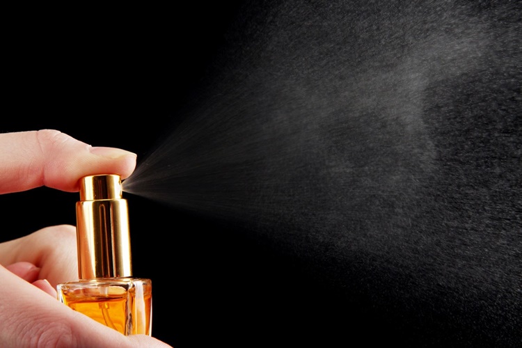 Parfüm Buzdolabında Bozulur Mu?