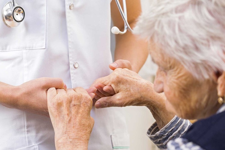 Parkinson Hastalığı Ameliyatı Hangi Hastanelerde Yapılıyor?