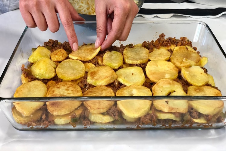 Patates Oturtma Yanına Ne Gider?