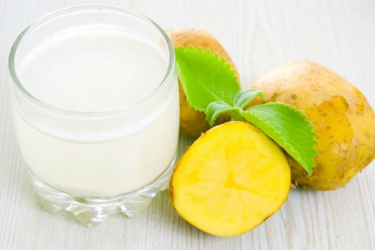 Patates Suyu Sivilceye İyi Gelir Mi?