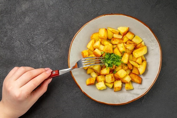 Patates Tok Tutar Mı?