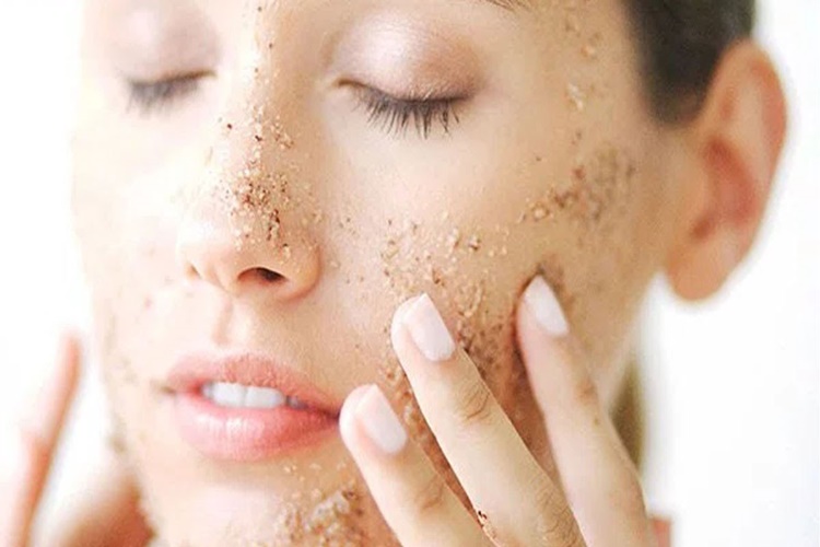Peeling Ne Kadar Bekletilir?