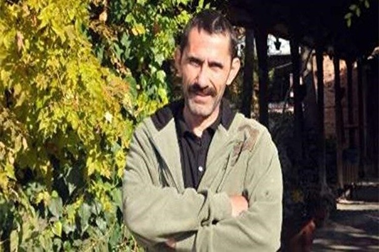 Peker Açıkalın Aslen Nerelidir?