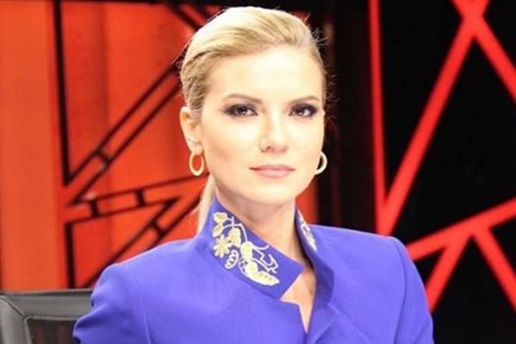 Pelin Çift Evli Midir?