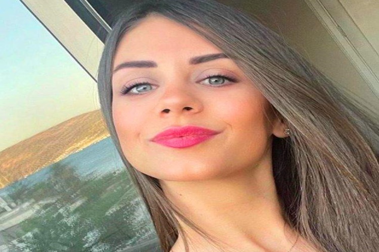 Pelin Zaman Evli Mi? 