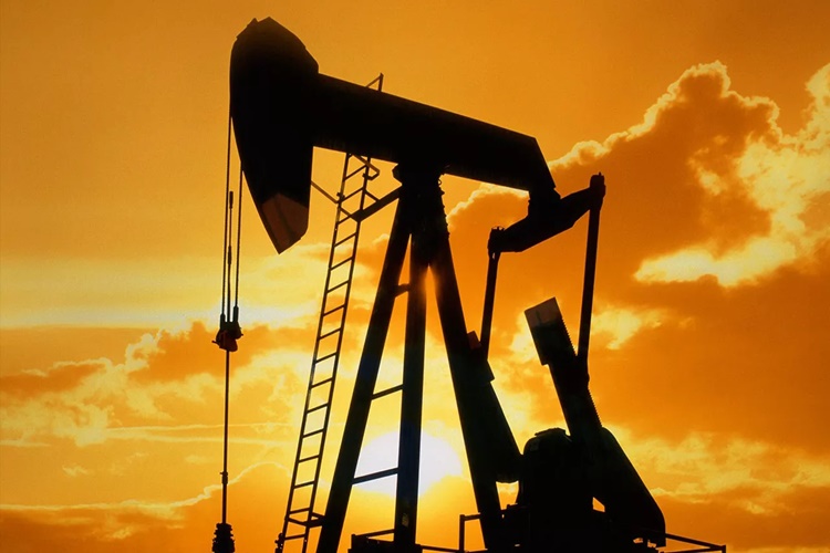 Petrolü İlk Bulan Kişi Kimdir?