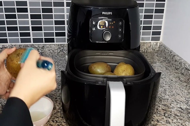 Philips Airfryer Xxl İçinde Neler Var?