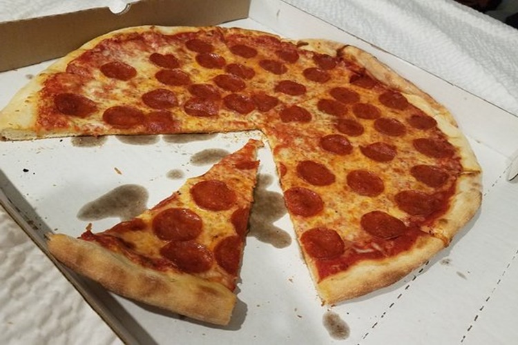 Piknik Pizzanın İçinde Neler Var?