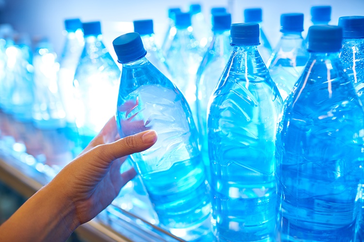 Plastik Neden Sararır?