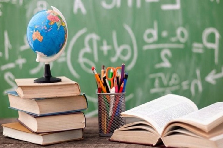 Polonya Öğretmen Maaşları 2023 Ne Kadar?