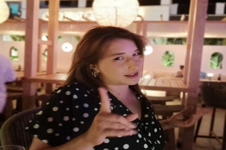 Pqueen Nerede Oturuyor?