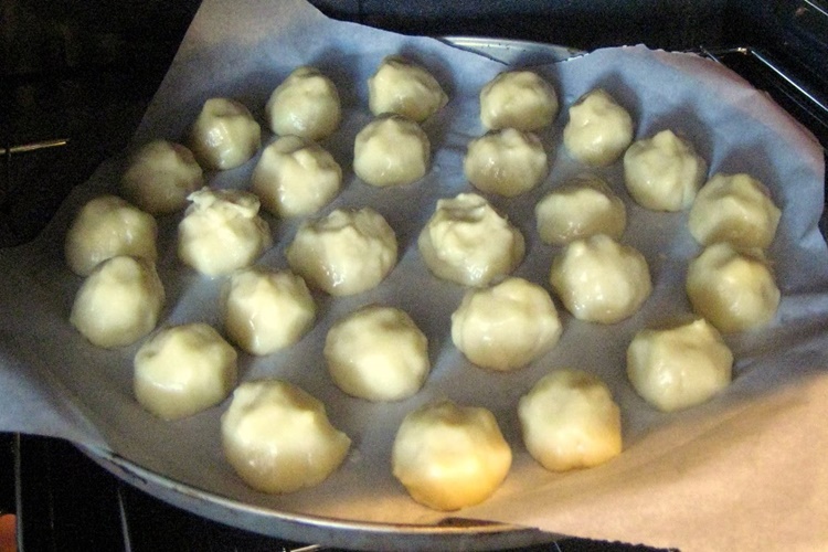 Profiterol Hamuru Bir Gün Önceden Yapılır Mı?