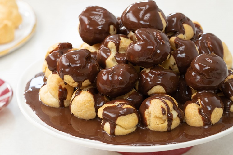 Profiterol Ne Kadar Dayanır?