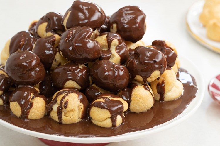 Profiterol Neden Ekşi Olur?