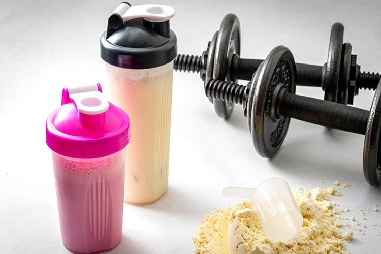 Protein Tozu Mideye Zarar Verir Mi?