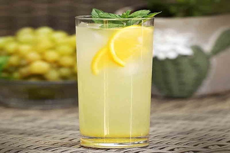 Rakıya Neden Limon Sıkılır?