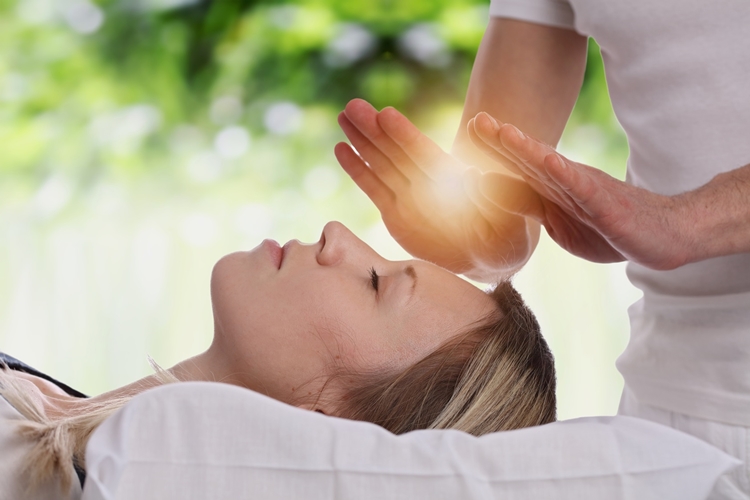 Reiki Nasıl Öğrenilir?