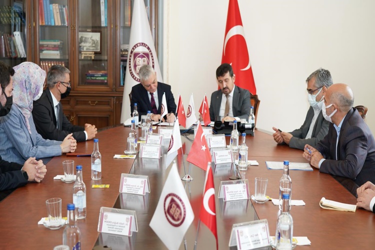 Rekabet Kurumu Başkanı Kimdir?
