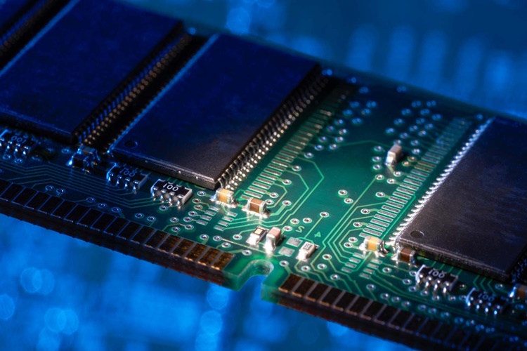 Rem Ve Rom Nedir? Güncel Oku