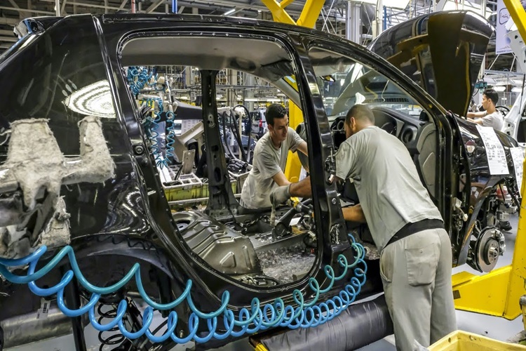 Renault Fabrika 2023 İşçi Maaşları Ne Kadar?