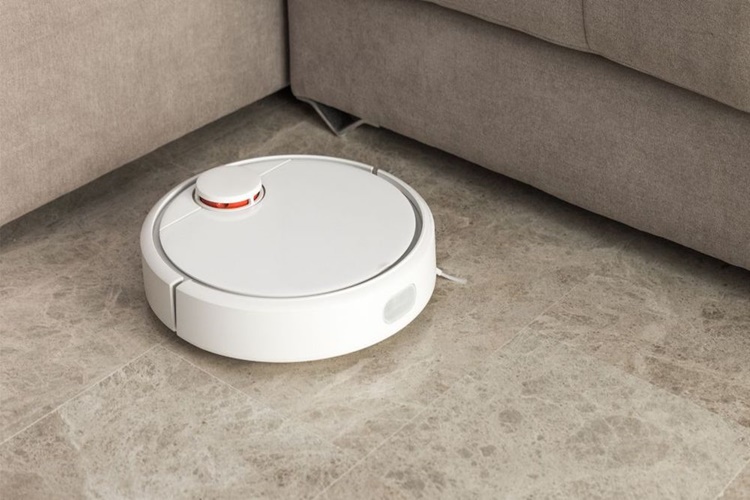 Robot Süpürgeye Deterjan Konur Mu?