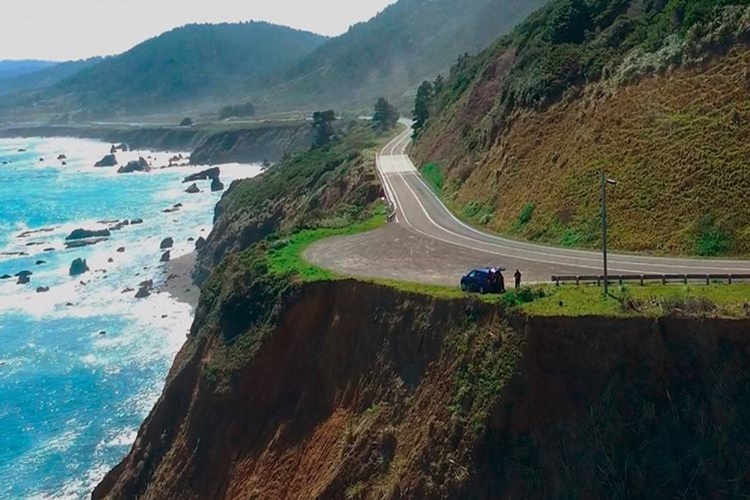 Rüyada Araba İle Uçurumdan Düşmek Ne Anlama Gelir?