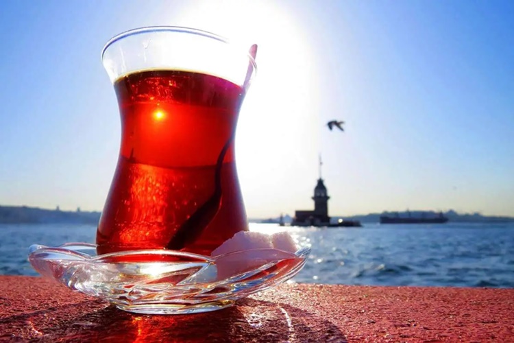 Rüyada Çay Hediye Etmek Ne Anlama Gelir?