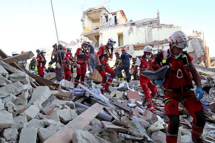 Rüyada Depremde Bebek Kurtarmak Ne Anlama Gelir?