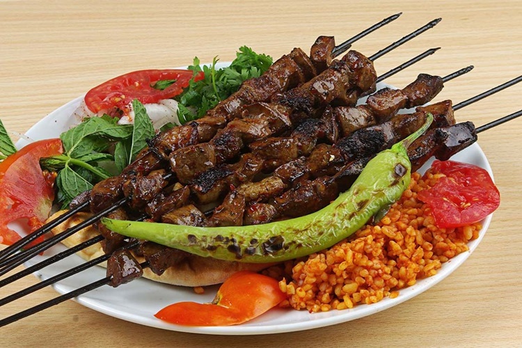 Rüyada Et Şiş Görmek Ne Anlama Gelir?