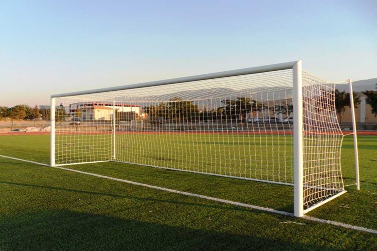 Rüyada Futbol Kale Direği Görmek Ne Anlama Gelir?