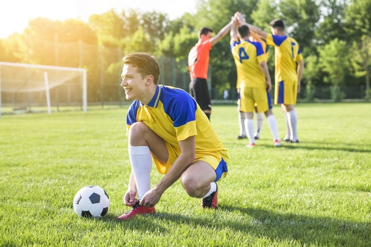 Rüyada Futbol Oynamaya Hazırlanmak Ne Anlama Gelir?