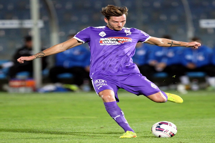 Rüyada Futbolcu İle Evlenmek Ne Anlama Gelir?