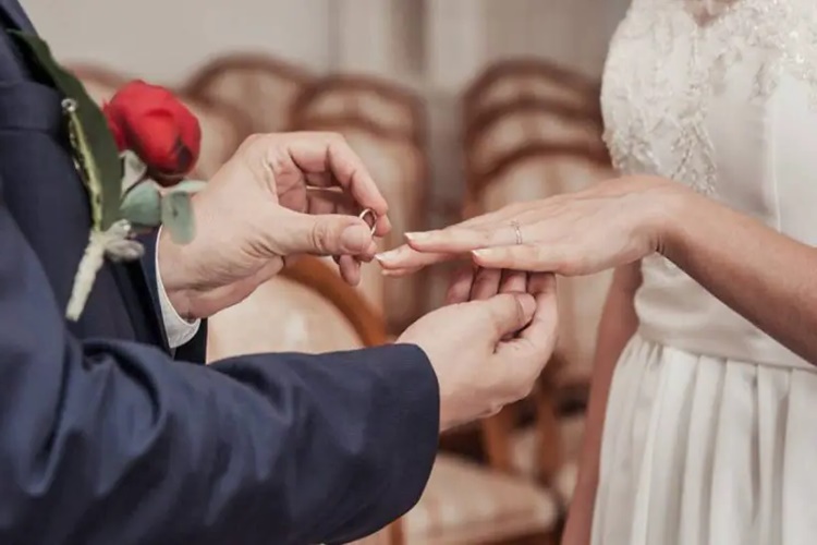 Rüyada Patronla Evlenmek Ne Anlama Gelir?