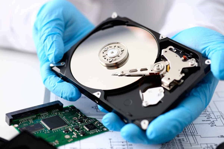 Sabit Disk Nasıl Birleştirilir?