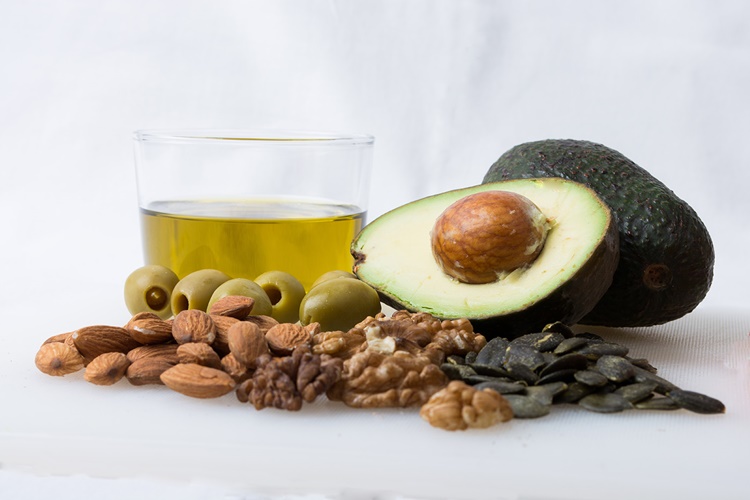 Sağlığa Faydalı Yağlar Hakkında Merak Edilen Bilgiler