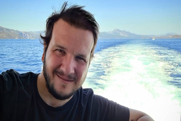 Şahan Gökbakar’ın Ailesi Kimdir?