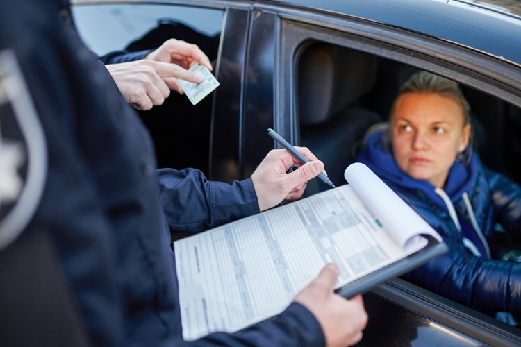 Şahsa Yazılan Trafik Cezası Ödenmezse Ne Olur?
