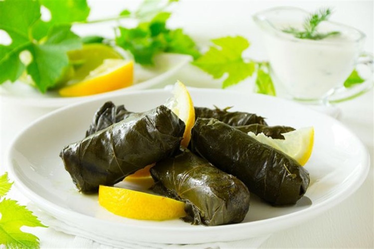 Salamura Yaprak Kararmaması İçin Ne Yapılır?