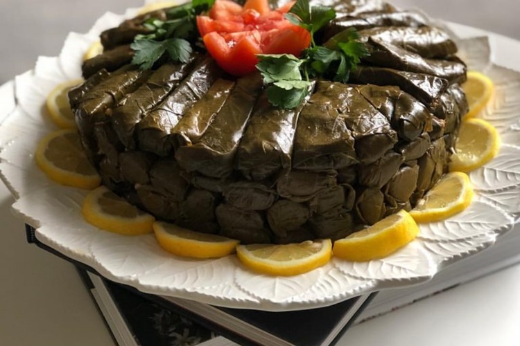 Salamura Yaprak Neden Yeşil Olur?