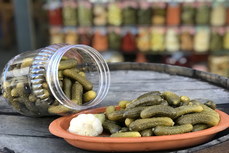 Salatalık Turşusu Neden Erir?