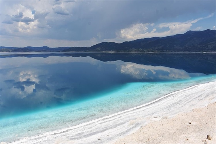 Salda Gölü Antalya Arası Kaç Km?