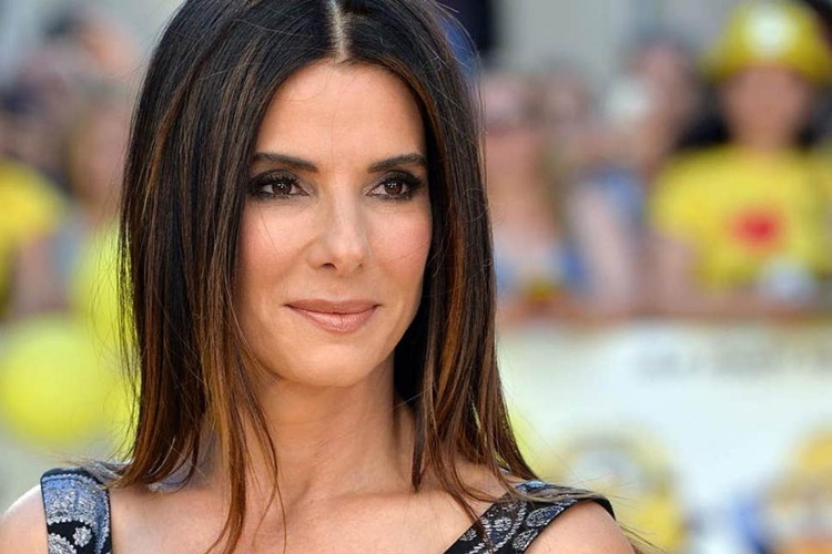 Sandra Bullock’un Burnu Estetik Mi?